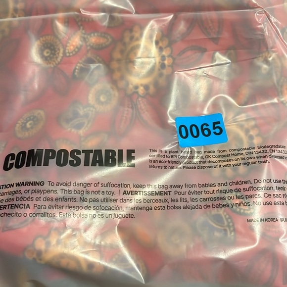 Live and Let Live | Boho Floral Tee | Red, Yellow, Blue | Petite Large - Picture 9 of 9